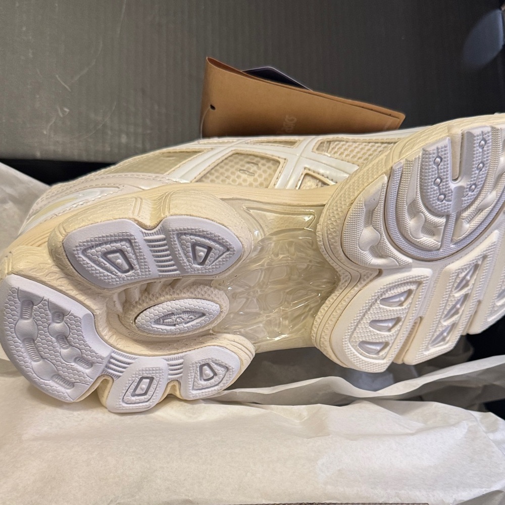 Asics White Athletic Shoes - Picture 3 of 6